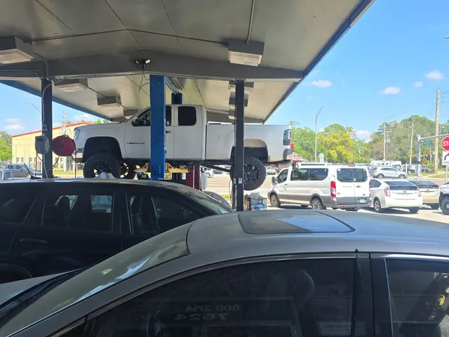 Everything Automotive of Jacksonville, Inc. — customer photo 1