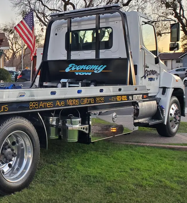 Economy Tow — photo from the business 1