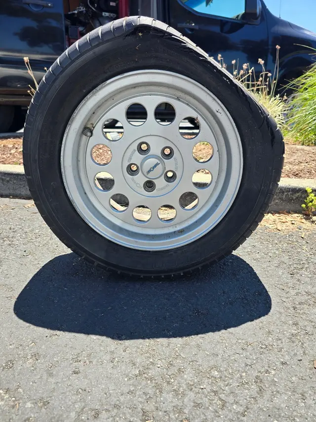 Oakland mobile tire roadside service — photo from the business 5
