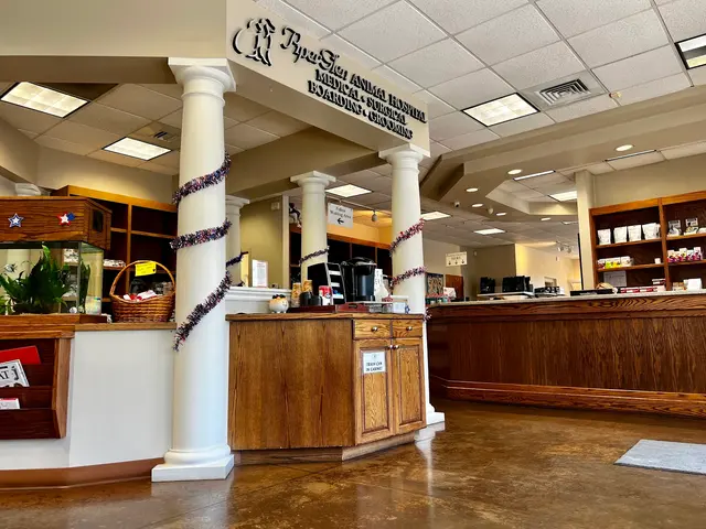 Piper Glen Animal Hospital — customer photo 3