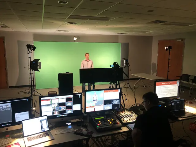 Orange Thread LIVE — photo from the business 9
