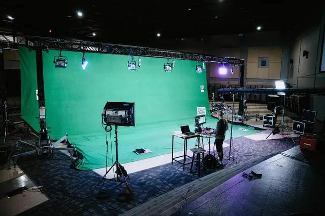 Orange Thread LIVE — photo from the business 6