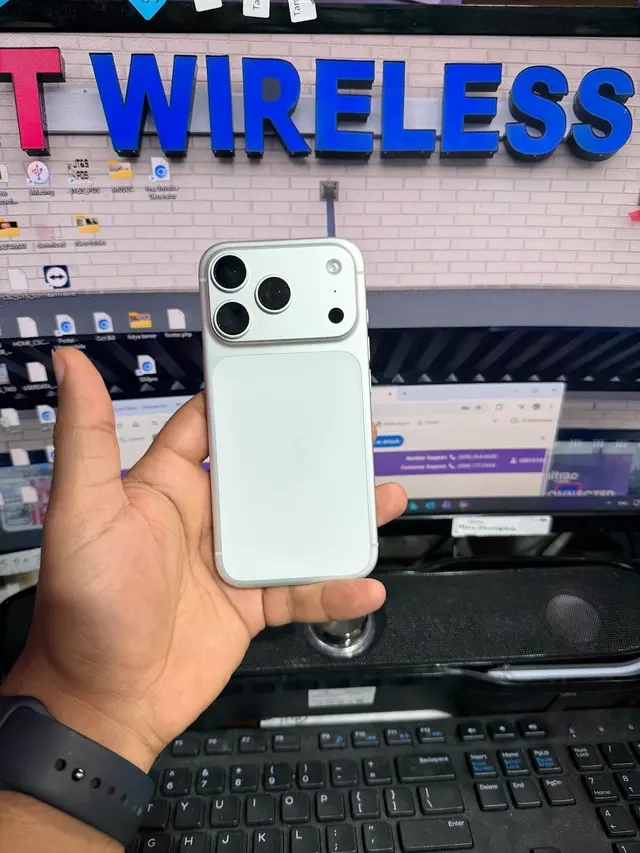 twireless — photo from the business 10