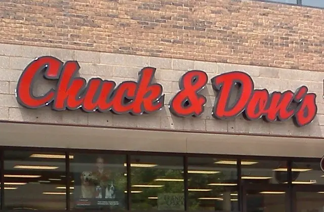 Chuck & Don's Pet Food & Supplies — photo from the business 1