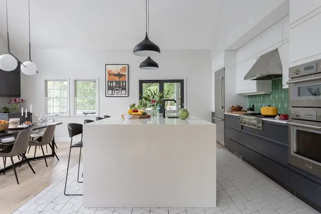 color theory Boston — photo from the business 8