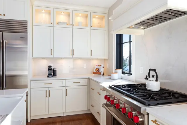 M & H Interiors — photo from the business 3