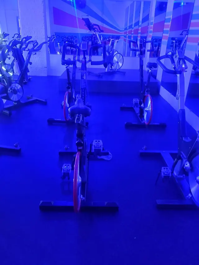 FRIDAY | MAT PILATES, STRENGTH & SPIN | DOWNTOWN — customer photo 3