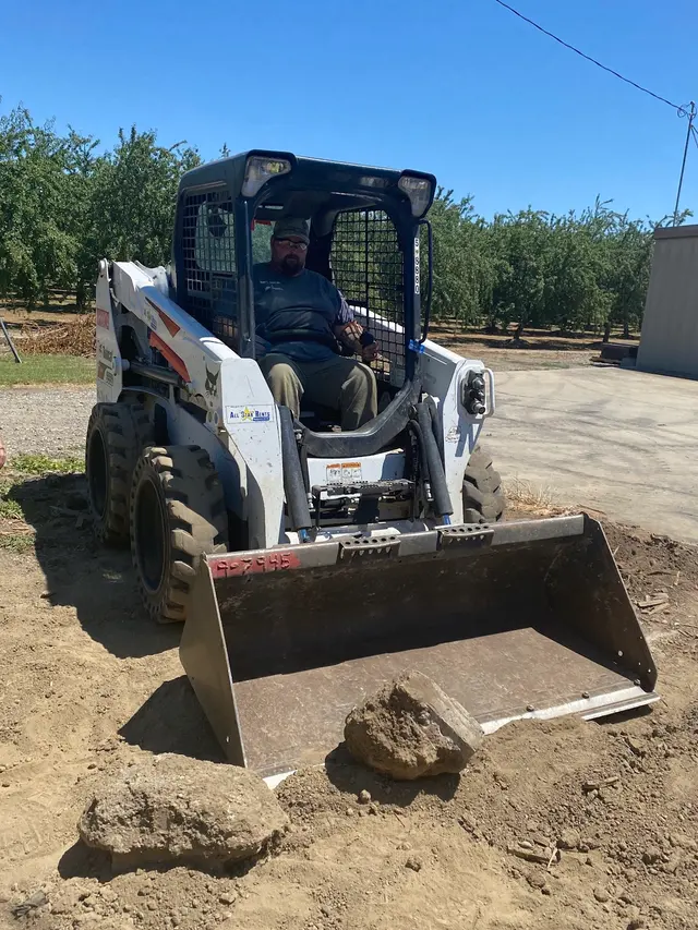 Hunts Hauling & Junk Removal LLC — photo from the business 7