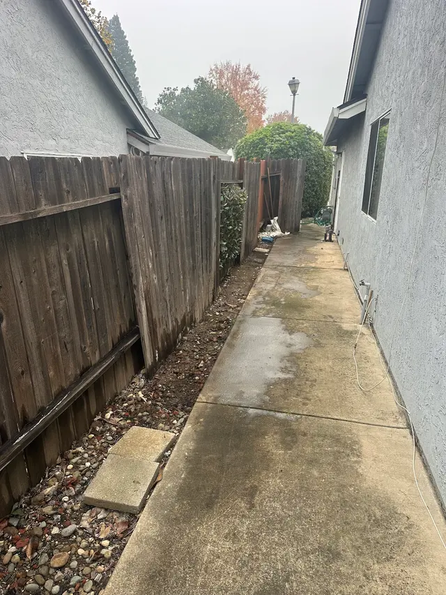 Golden State Junk Removal — photo from the business 3