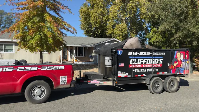 Clifford's Junk Removal — photo from the business 4