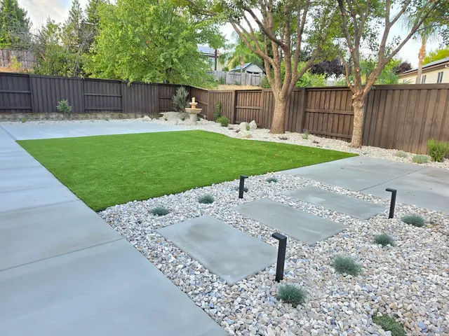 Caligreen Landscaping — photo from the business 3