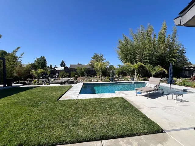 Cruz Landscaping Services Inc — customer photo 4
