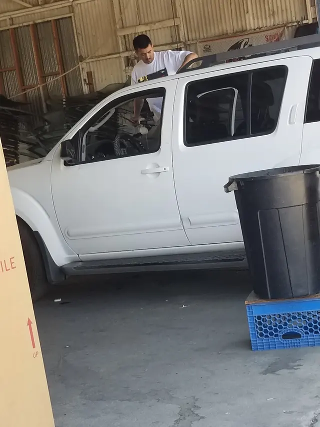 Economy Body Parts & Auto Glass — customer photo 6