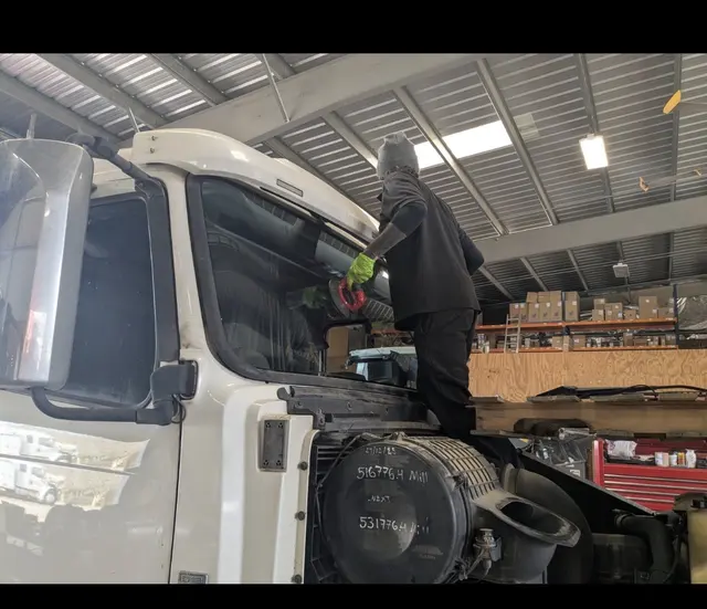 Rich's Auto Glass — photo from the business 8