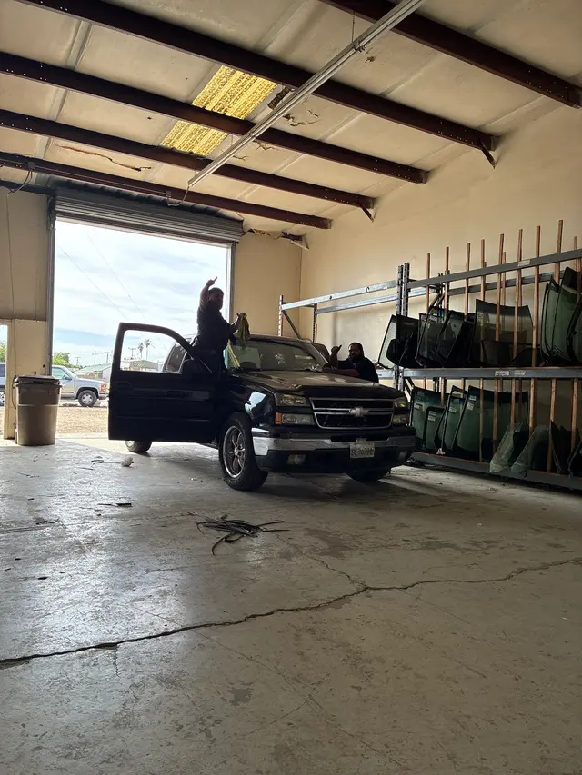 JR AUTO GLASS — customer photo 8