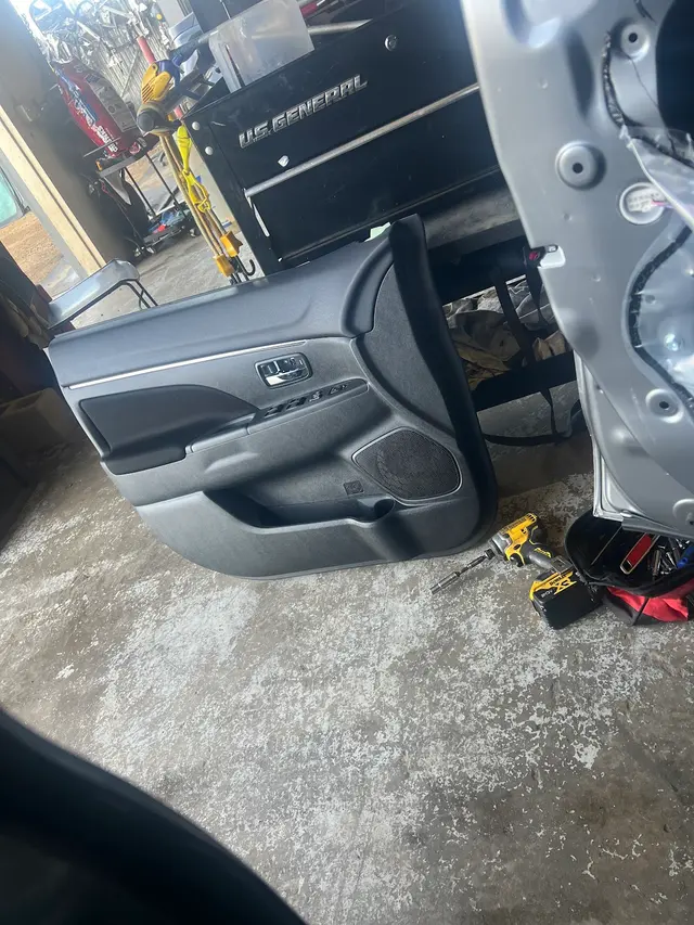 JR AUTO GLASS — customer photo 11