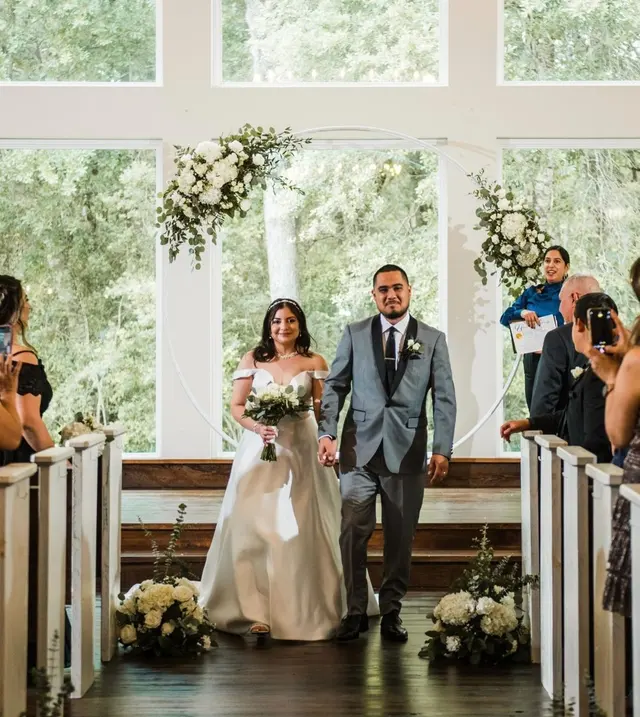 Let's Get Married Now ❤ Bilingual Houston Wedding Officiant - Oficiante de boda — photo from the business 6