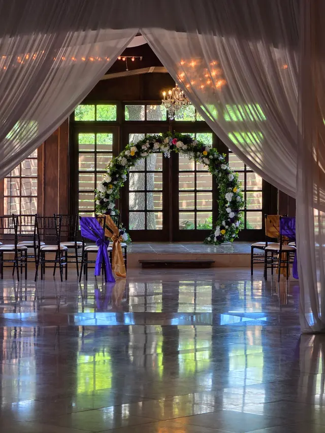 Wonderwall Weddings — photo from the business 8
