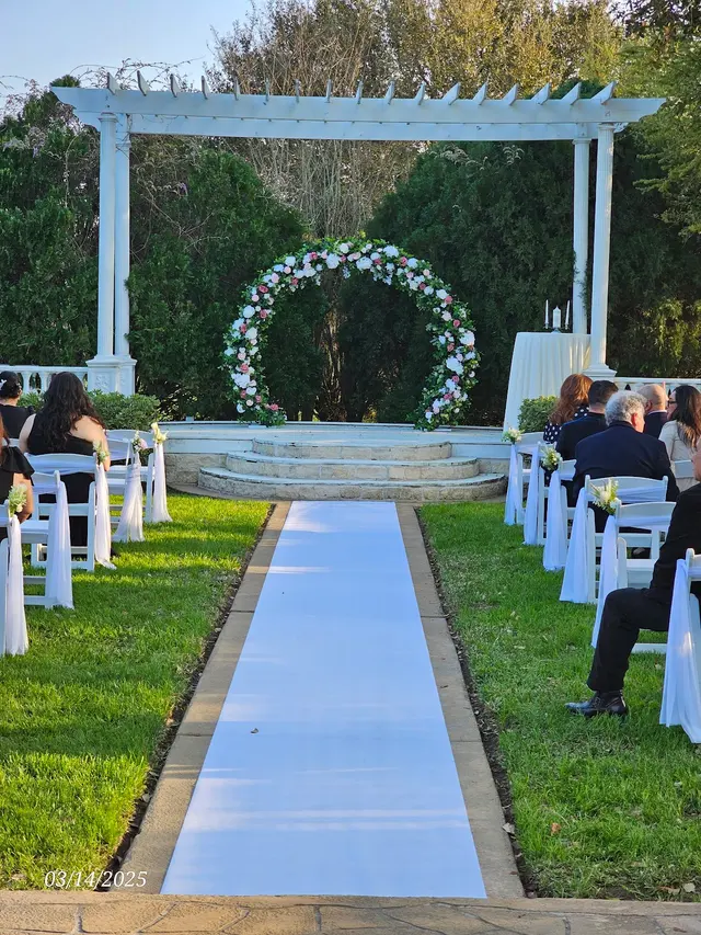 Wonderwall Weddings — photo from the business 3