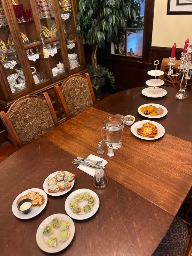 Oak Tree Manor — photo from the business 10