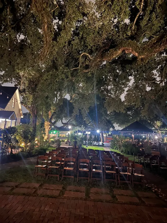 Oak Tree Manor — photo from the business 9