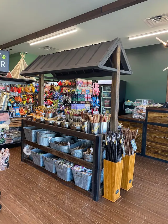EarthWise Pet Supply & Grooming SWOKC — photo from the business 3