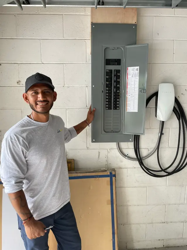 Lee Electric, Inc — photo from the business 4