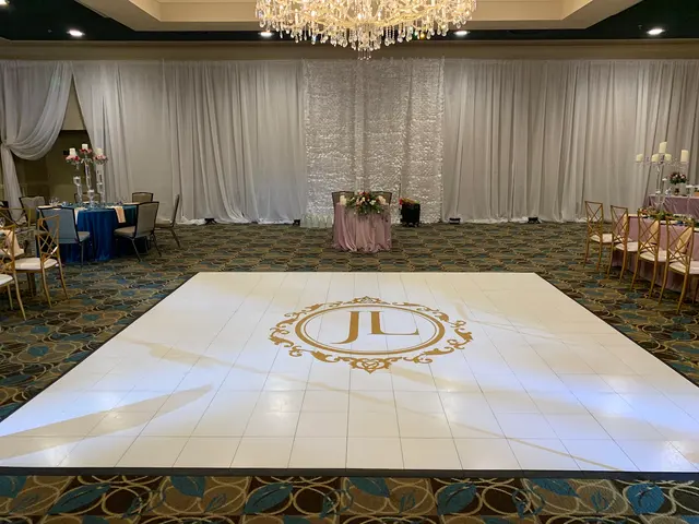 Extraordinary Entertainment, Inc — photo from the business 1