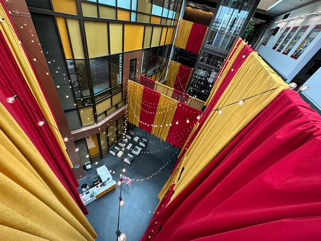 Extraordinary Entertainment, Inc — photo from the business 5