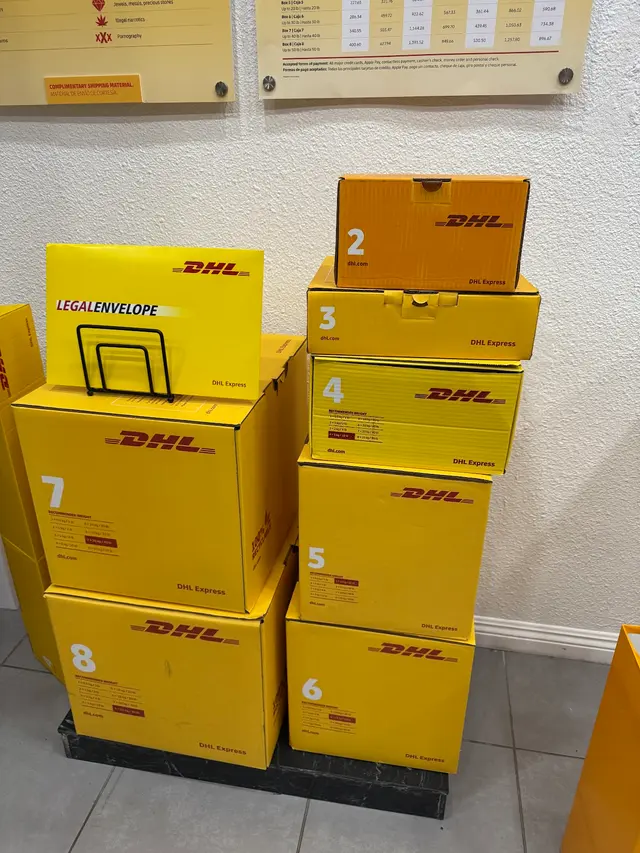 DHL Express Service Point Anaheim — customer photo 11