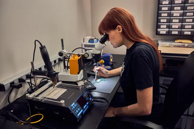 uBreakiFix - Phone and Computer Repair — photo from the business 4