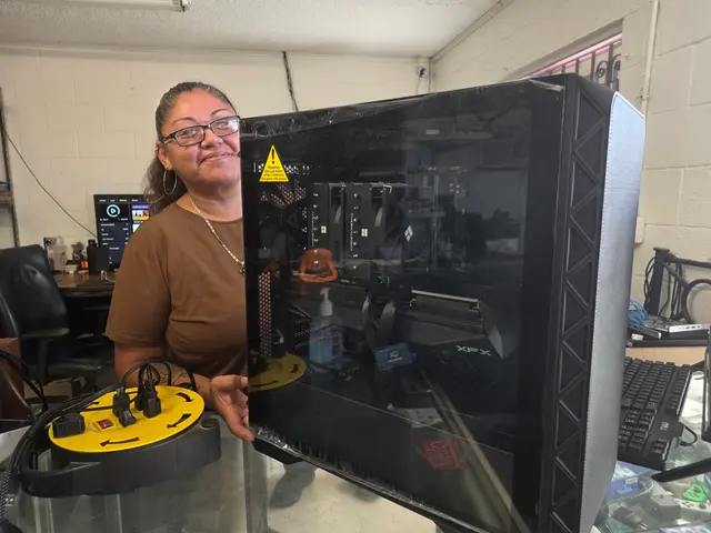 Computer Zone — customer photo 3