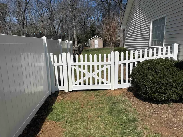 Top Rail Fence South Charlotte — photo from the business 4