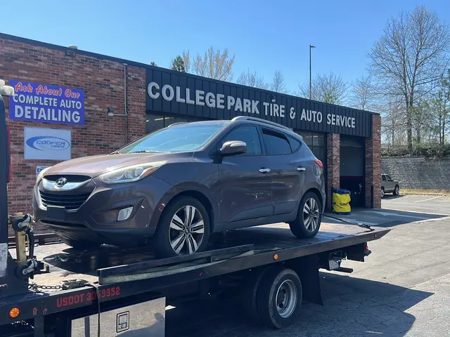 Tow Man Tow Truck & Roadside Assistance — photo from the business 2