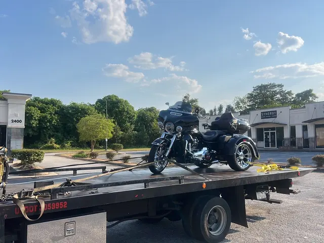 Tow Man Tow Truck & Roadside Assistance — photo from the business 10