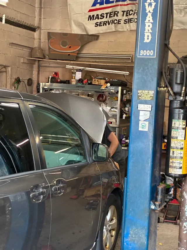 Triton Automotive — photo from the business 5