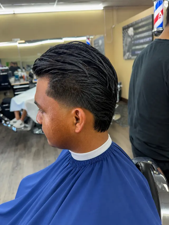 Vivid Barber Studio — photo from the business 11