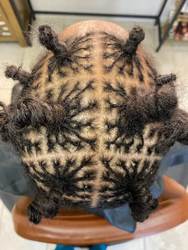 Lavish Luxury Salon — photo from the business 7