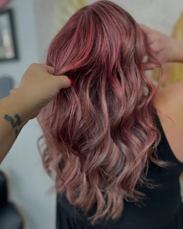 Lavish Luxury Salon — photo from the business 9