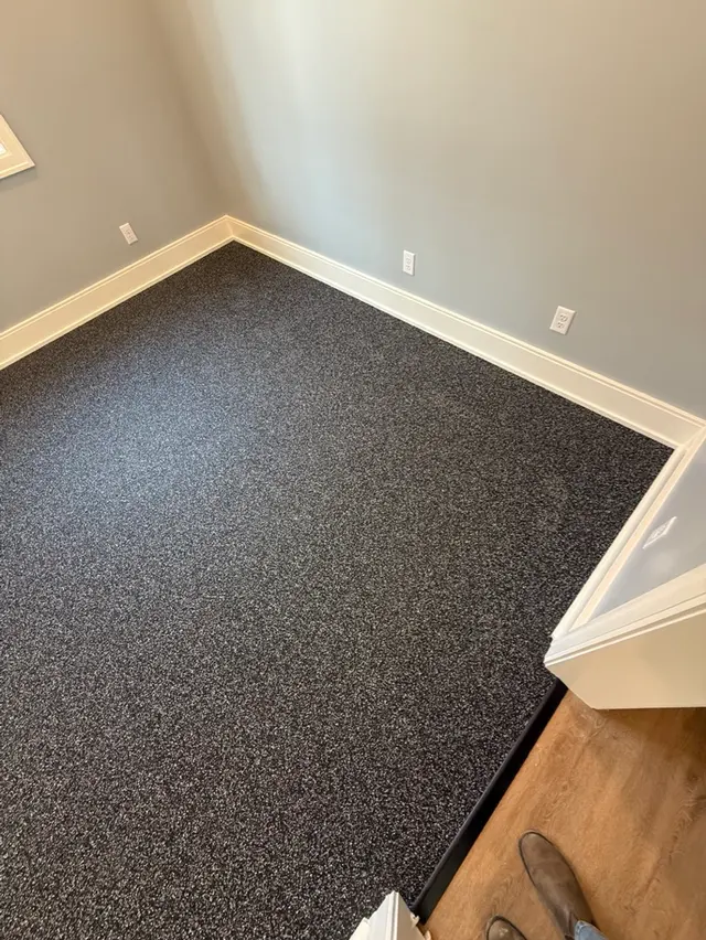 Tom's Carpet and Flooring Outlet — photo from the business 6