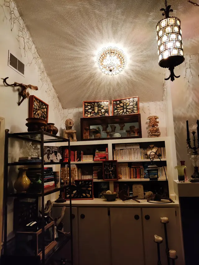VENDORS ON VICTORY — customer photo 3