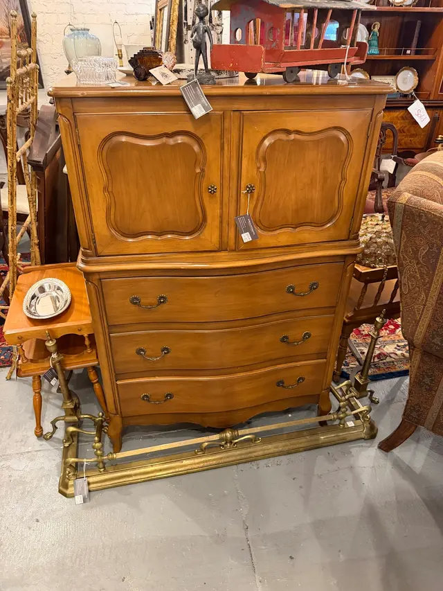 North of Forsyth Antiques and Design — customer photo 10