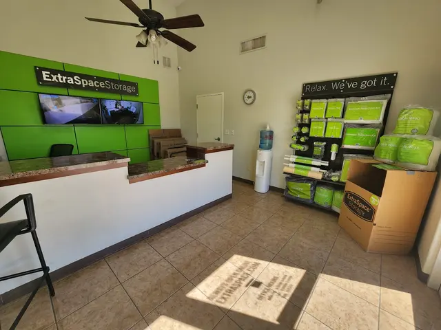 Extra Space Storage — photo from the business 2