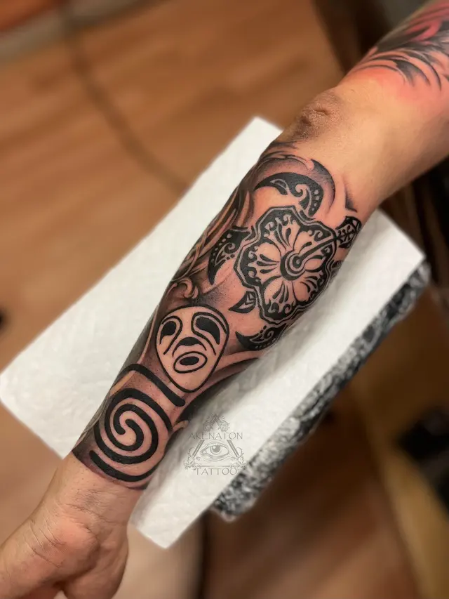 Akenaton Tattoo LLC — photo from the business 2