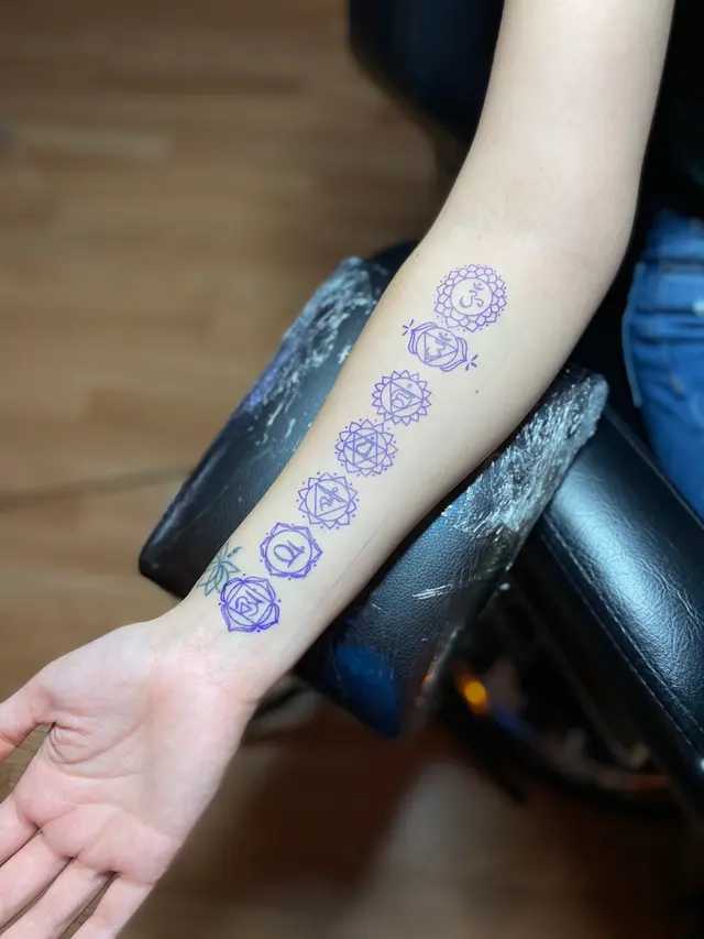 Akenaton Tattoo LLC — photo from the business 8