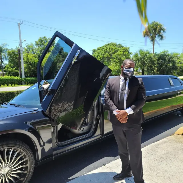 ABOVE ALL LIMO & AIRPORT TRANSPORTATION SERVICES — photo from the business 8