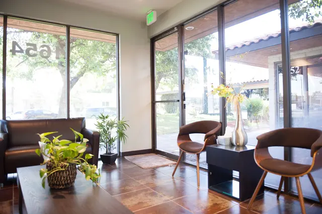 Les Kurian Family Dentistry — photo from the business 12
