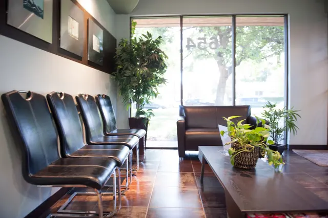 Les Kurian Family Dentistry — photo from the business 3