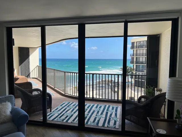 Island Window Cleaning Service — customer photo 11