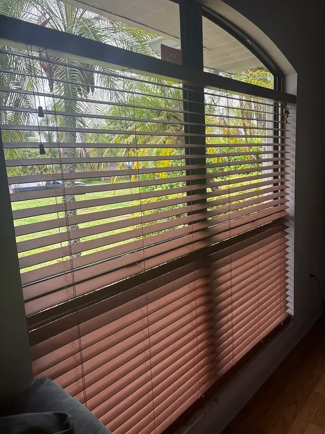 Squeegee Wizards Window Cleaning and Pressure Cleaning — customer photo 6